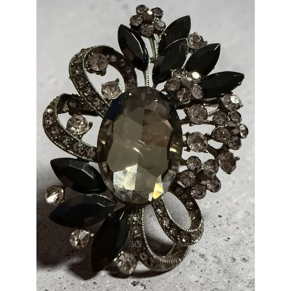 Vintage Women Brooch Black Crystal Rhinestone Floral Statement Pin